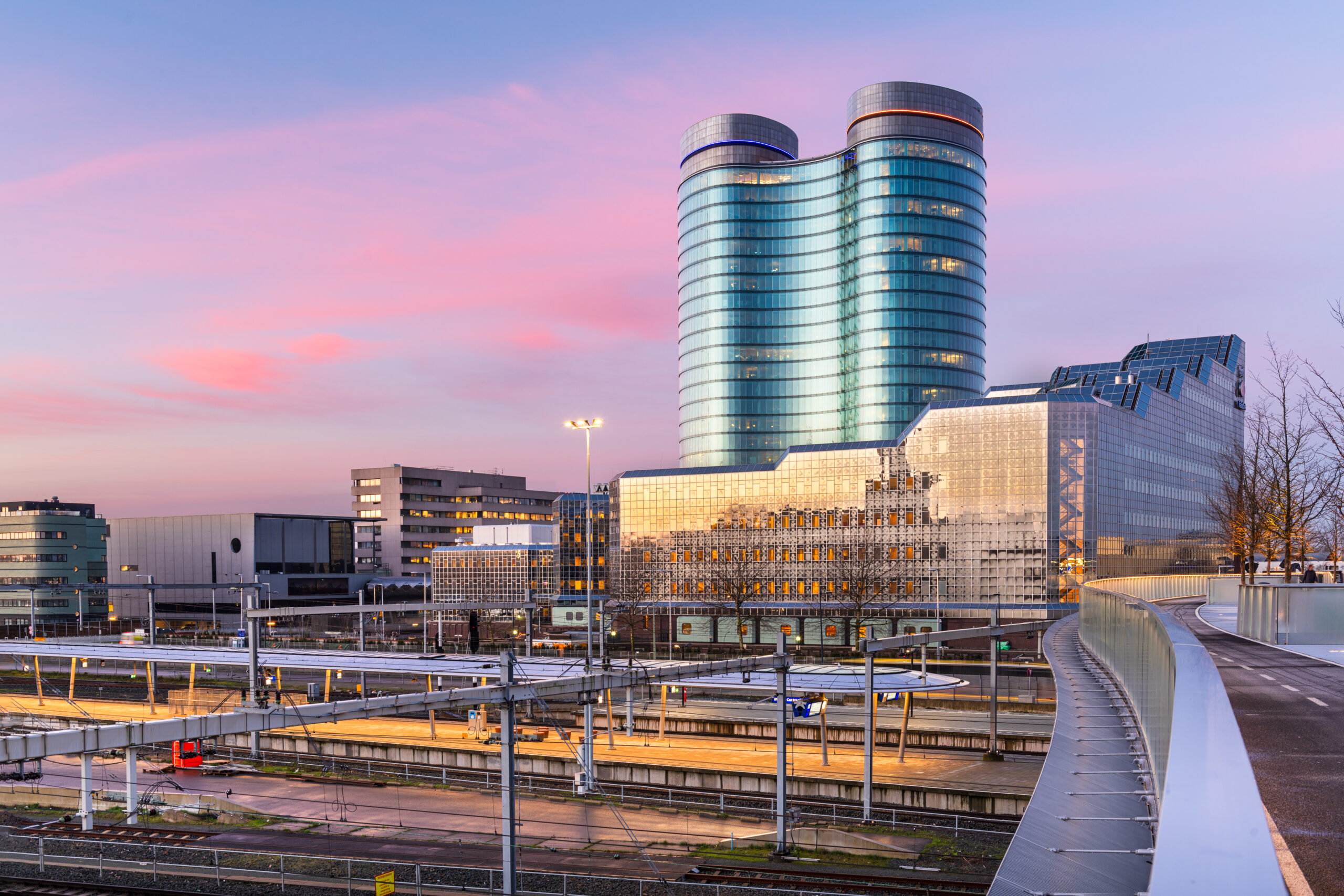 Utrecht Central Station with the Rabobank headquarters in the background